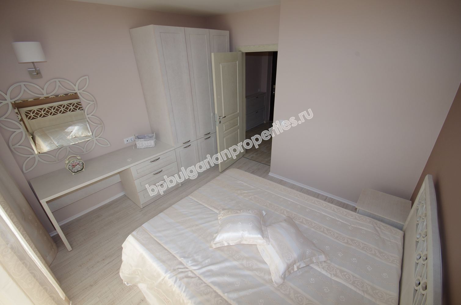 Луксозни апартаменти за продажба в нов комплекс близо до плажа в град Созопол Луксозни апартаменти за продажба в нов комплекс близо до плажа в град Созопол