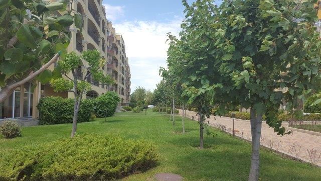 Апартамент с гледка море в луксозен комплекс на първа линия Апартамент с гледка море в луксозен комплекс на първа линия