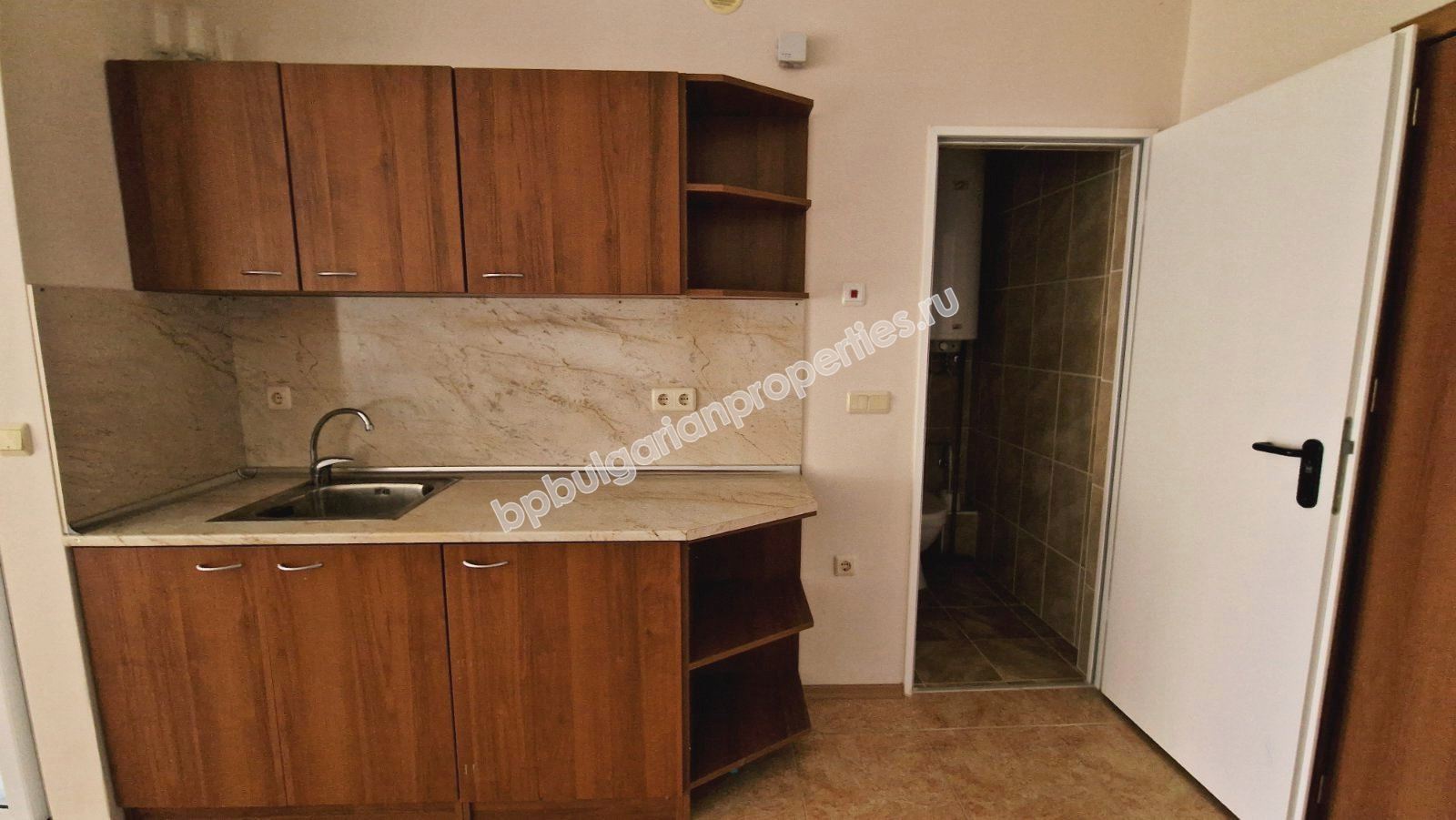 Апартамент с гледка море в луксозен комплекс на първа линия Апартамент с гледка море в луксозен комплекс на първа линия