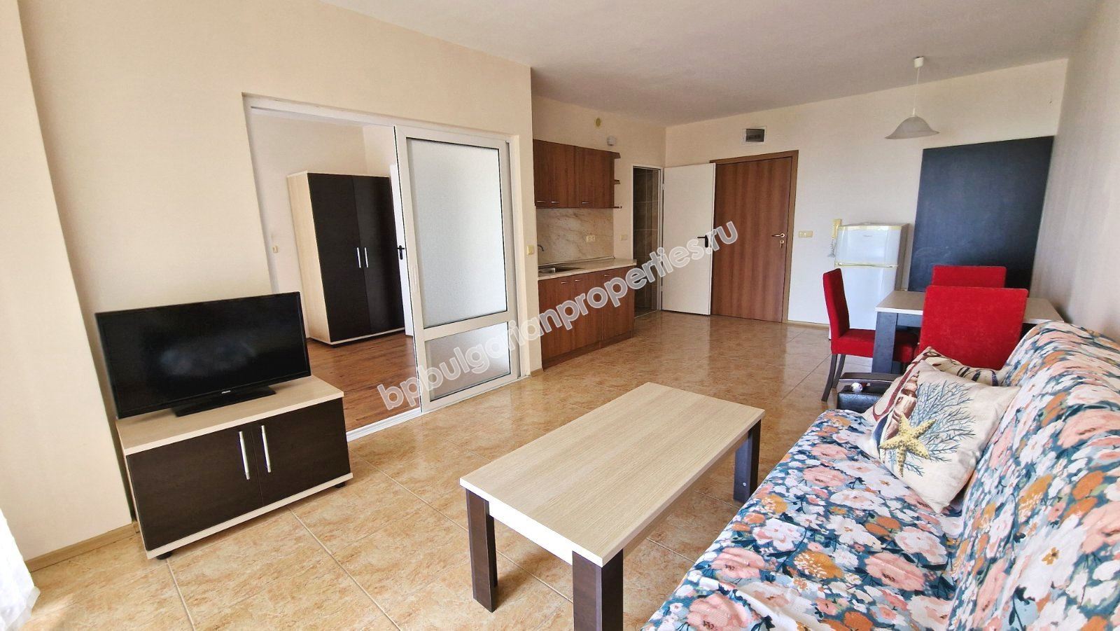 Апартамент с гледка море в луксозен комплекс на първа линия Апартамент с гледка море в луксозен комплекс на първа линия