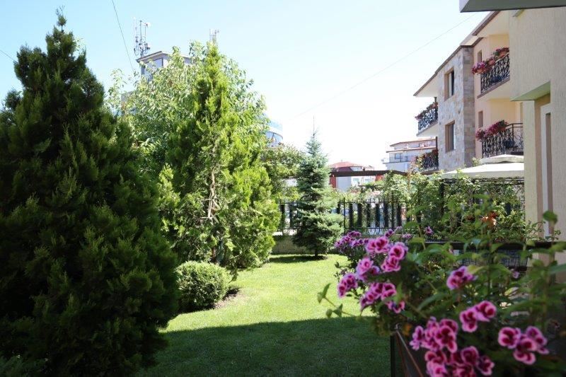 Обзаведен апартамент в комплекс за целогодишно живеене в Равда Обзаведен апартамент в комплекс за целогодишно живеене в Равда