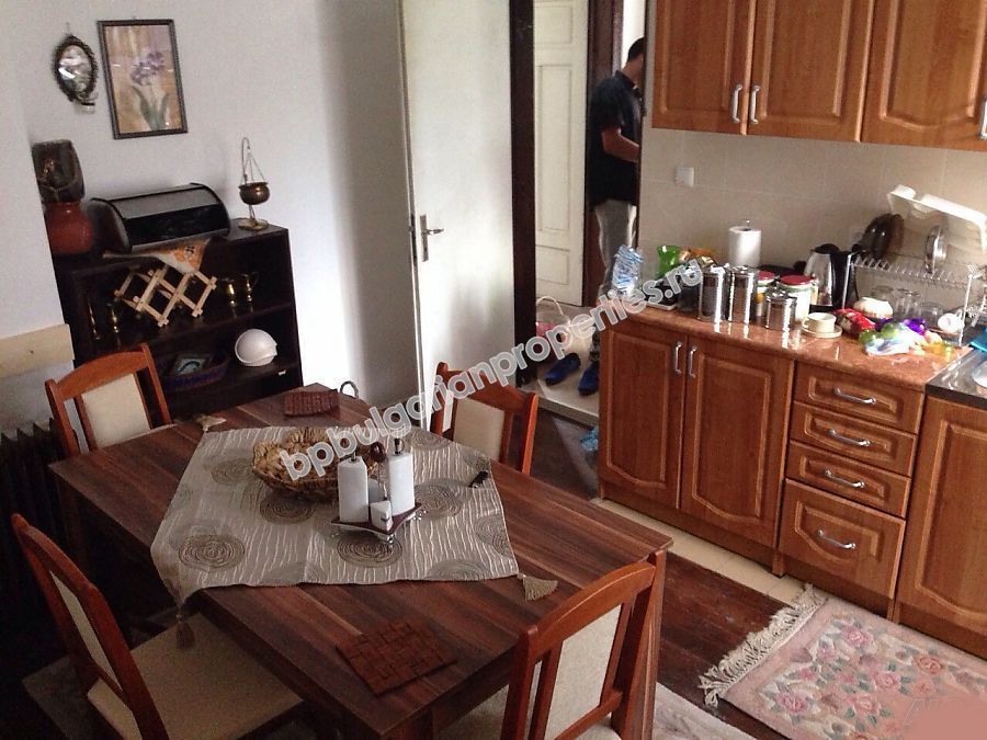 Реновирана двуетажна къща за продажба в село в Странджа планина Реновирана двуетажна къща за продажба в село в Странджа планина