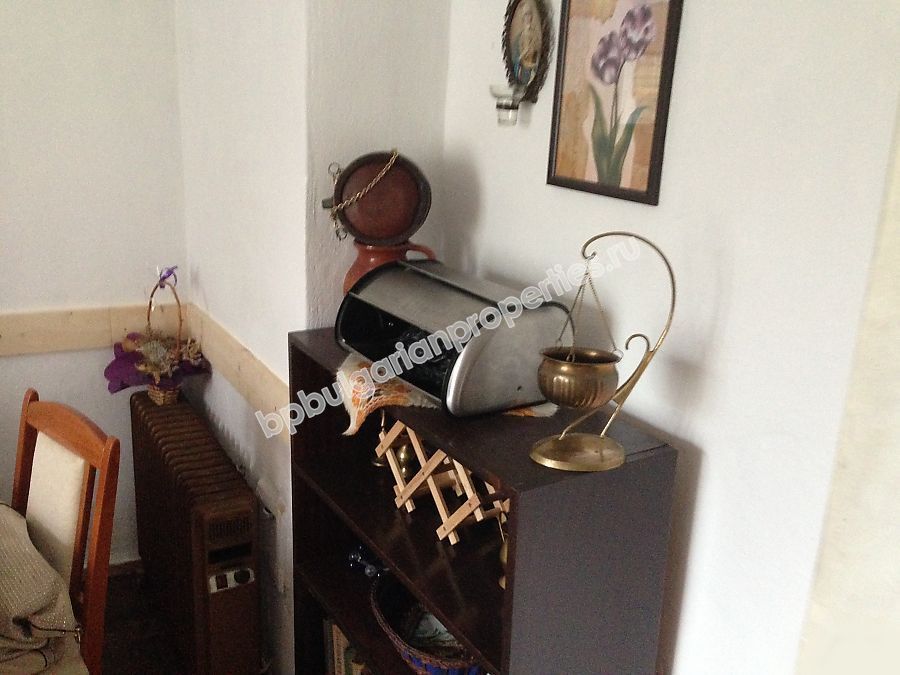 Реновирана двуетажна къща за продажба в село в Странджа планина Реновирана двуетажна къща за продажба в село в Странджа планина