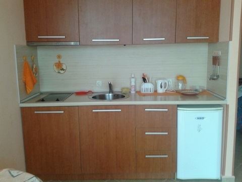 Обзаведено студио в жилищен комплекс близо до морето и центъра на Равда Обзаведено студио в жилищен комплекс близо до морето и центъра на Равда