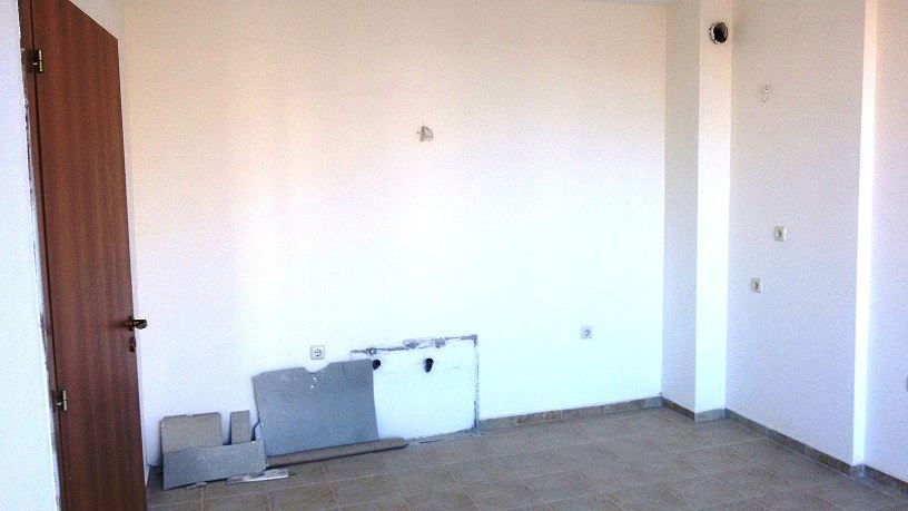 Двустаен апартамент до плажа с изглед море за продажба в курорта Равда Двустаен апартамент до плажа с изглед море за продажба в курорта Равда