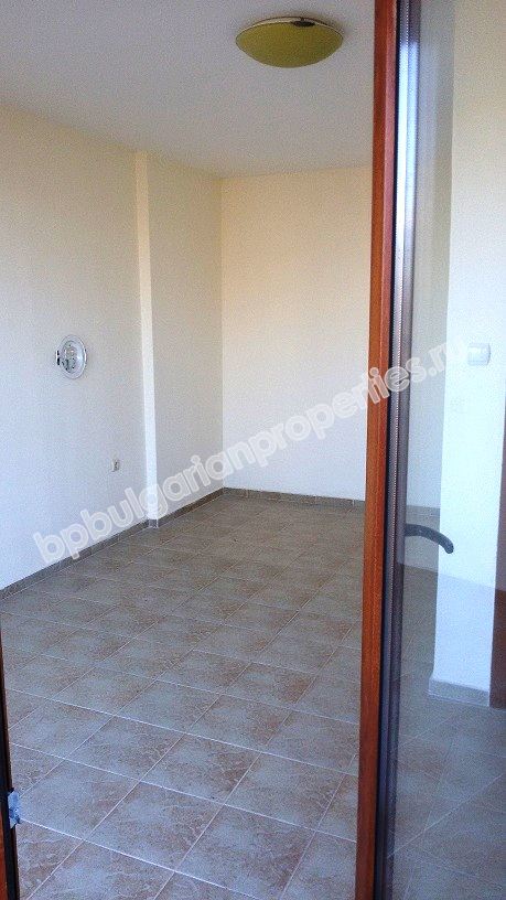 Двустаен апартамент до плажа с изглед море за продажба в курорта Равда Двустаен апартамент до плажа с изглед море за продажба в курорта Равда