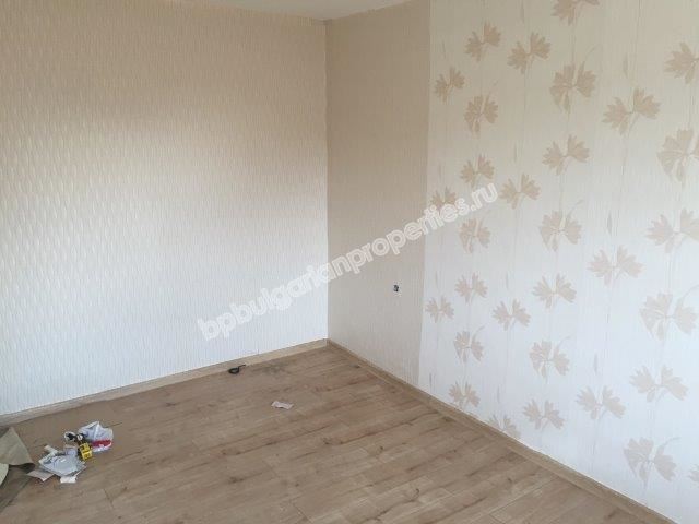 Двуетажна къща в спокоен зелен квартал на Бургас Двуетажна къща в спокоен зелен квартал на Бургас