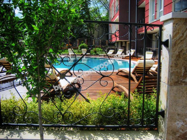 Мебелирано студио за продажба близо до морето в курорта Равда Мебелирано студио за продажба близо до морето в курорта Равда