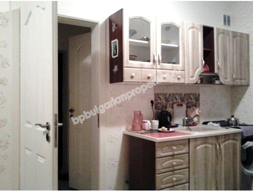 Мебелирано студио за продажба близо до морето в курорта Равда Мебелирано студио за продажба близо до морето в курорта Равда