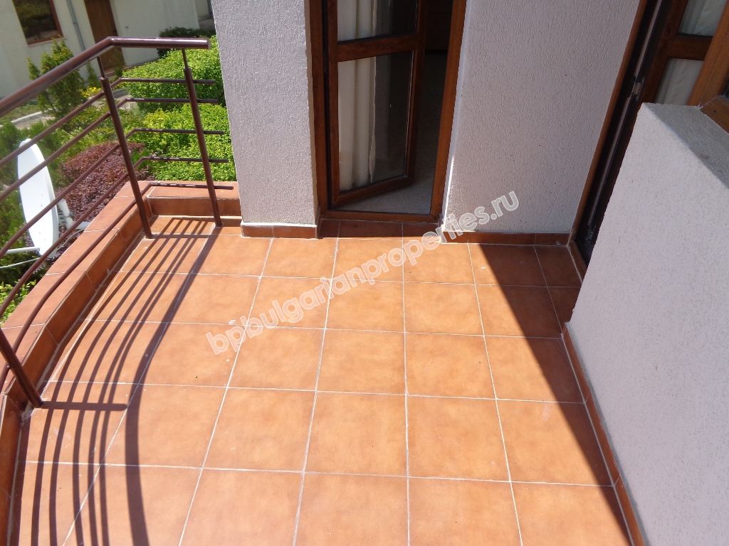 Продава се луксозна двуетажна мебелирана вила край Слънчев Бряг Продава се луксозна двуетажна мебелирана вила край Слънчев Бряг