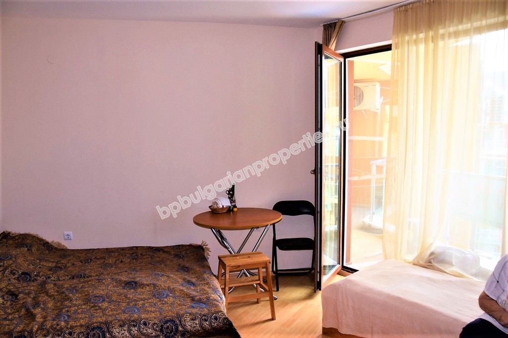 Мебелирано студио за продажба в курорта Слънчев Бряг Мебелирано студио за продажба в курорта Слънчев Бряг