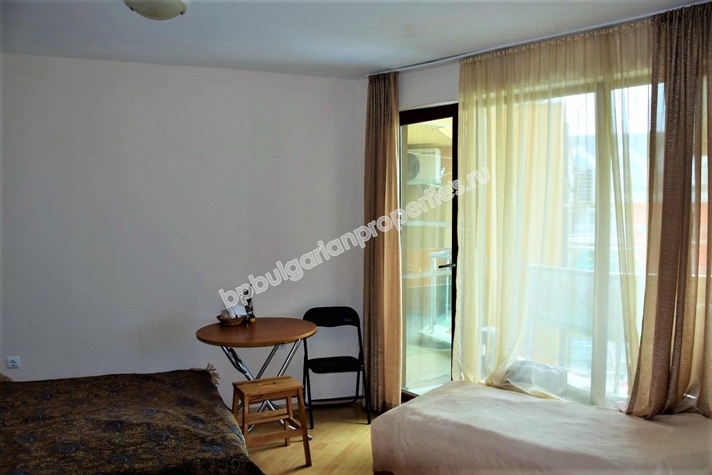 Мебелирано студио за продажба в курорта Слънчев Бряг Мебелирано студио за продажба в курорта Слънчев Бряг