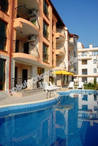 Едноспален мебелиран апартамент за продажба близо до морето в Свети Влас Едноспален мебелиран апартамент за продажба близо до морето в Свети Влас