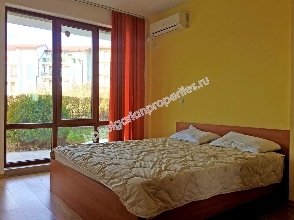 Едноспален мебелиран апартамент за продажба близо до морето в Свети Влас Едноспален мебелиран апартамент за продажба близо до морето в Свети Влас