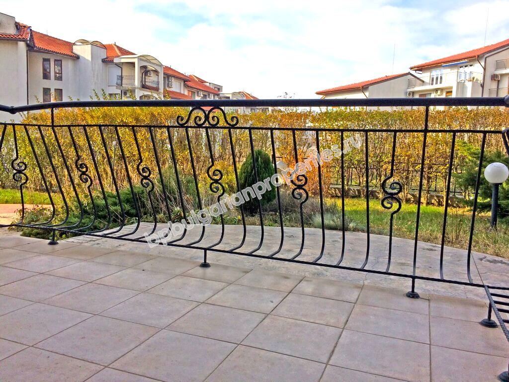 Едноспален мебелиран апартамент за продажба близо до морето в Свети Влас Едноспален мебелиран апартамент за продажба близо до морето в Свети Влас