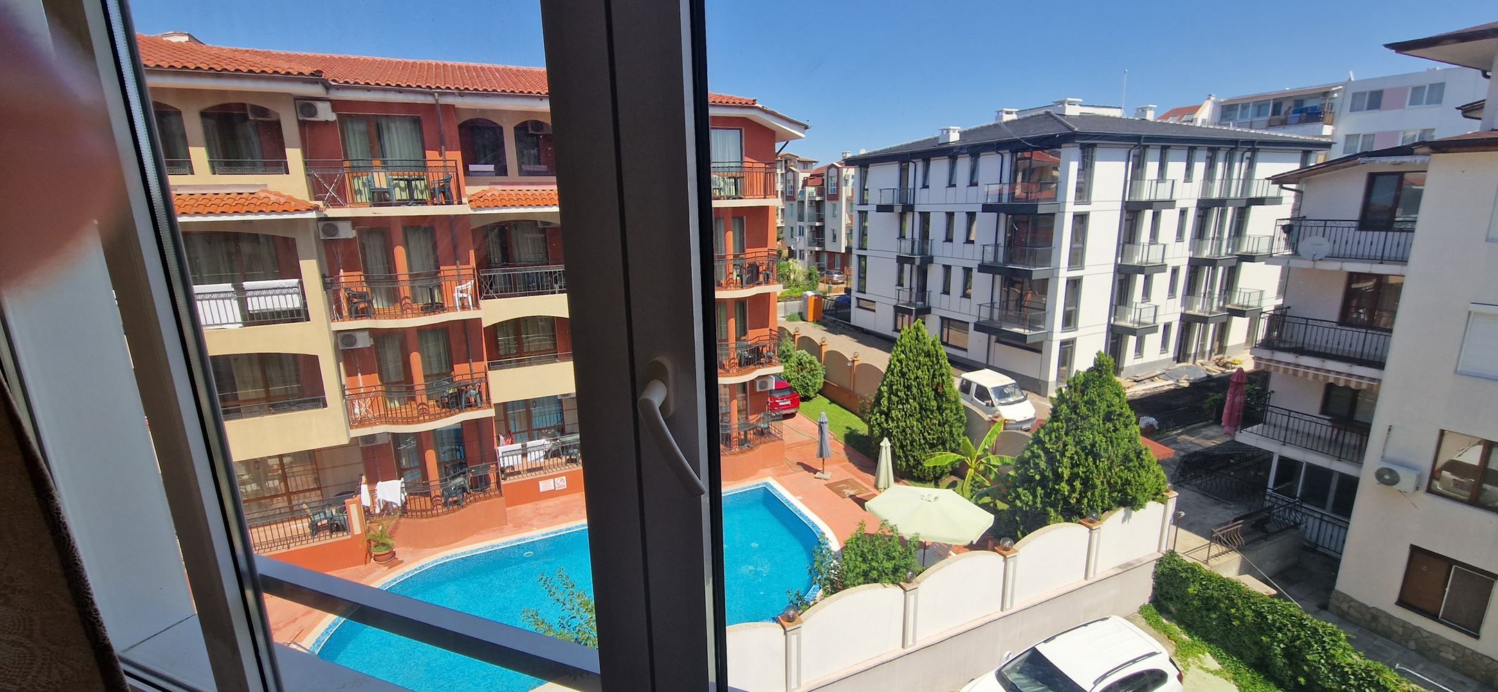 Обзаведен двустаен апартамент на 100 метра от морето в Равда Обзаведен двустаен апартамент на 100 метра от морето в Равда