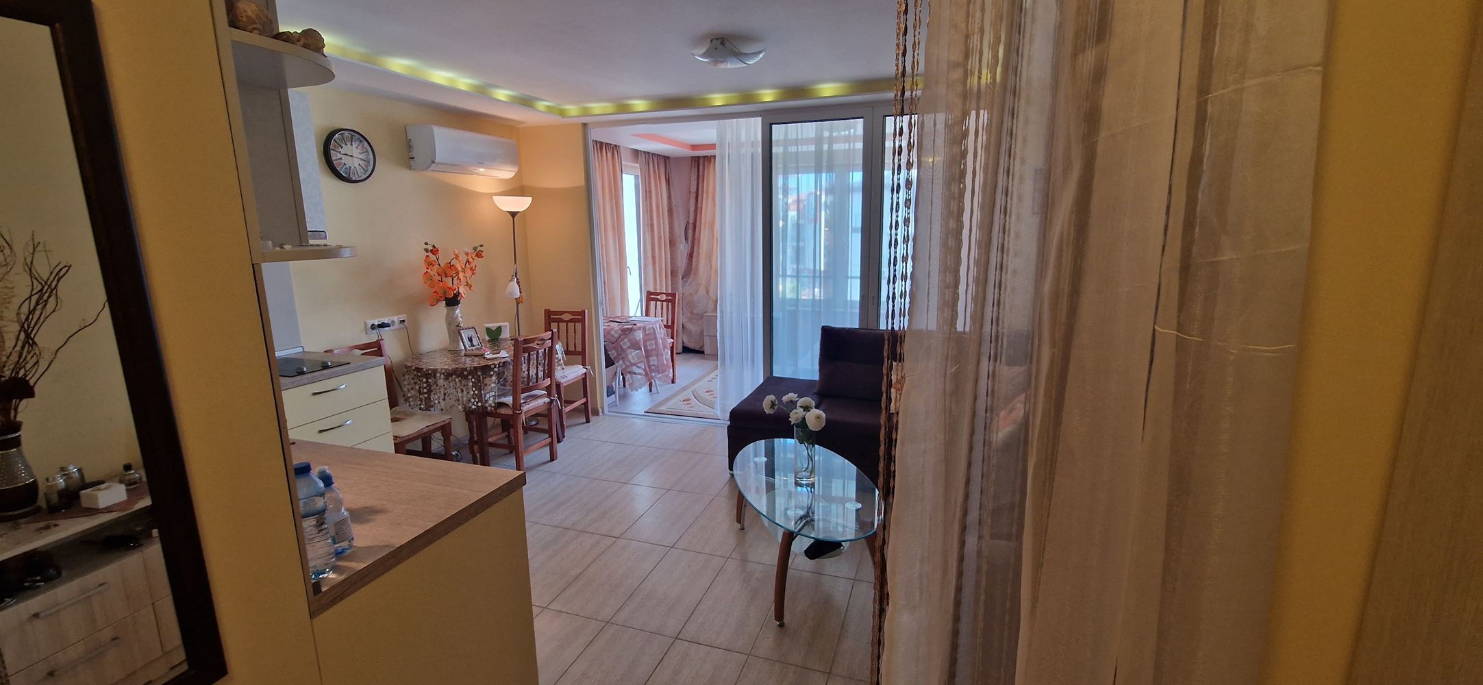 Обзаведен двустаен апартамент на 100 метра от морето в Равда Обзаведен двустаен апартамент на 100 метра от морето в Равда