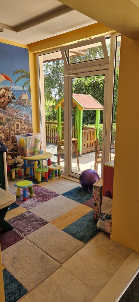 Обзаведен двустаен апартамент на 100 метра от морето в Равда Обзаведен двустаен апартамент на 100 метра от морето в Равда