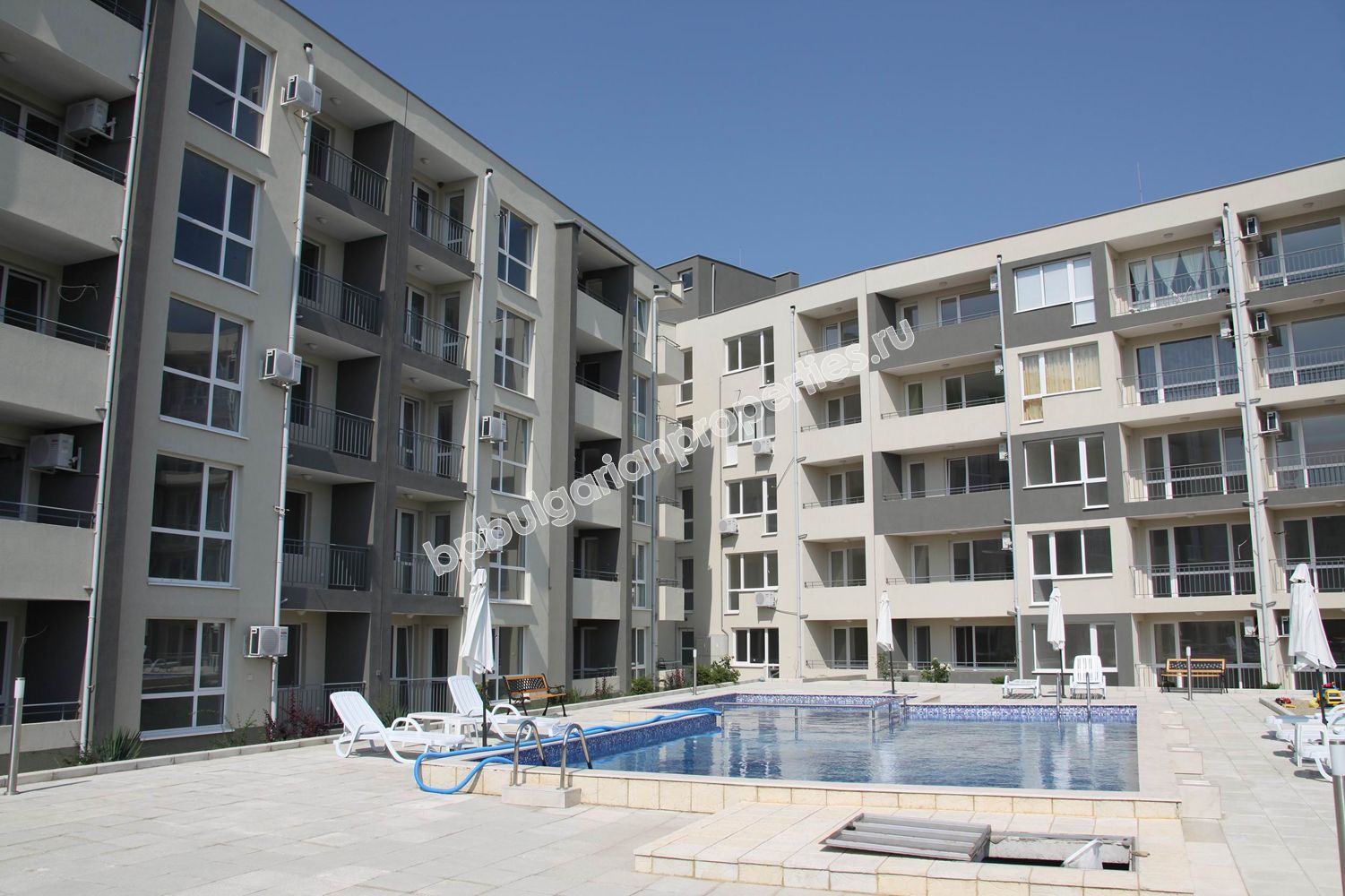 Продава луксозни апартаменти в Свети Влас Продава луксозни апартаменти в Свети Влас