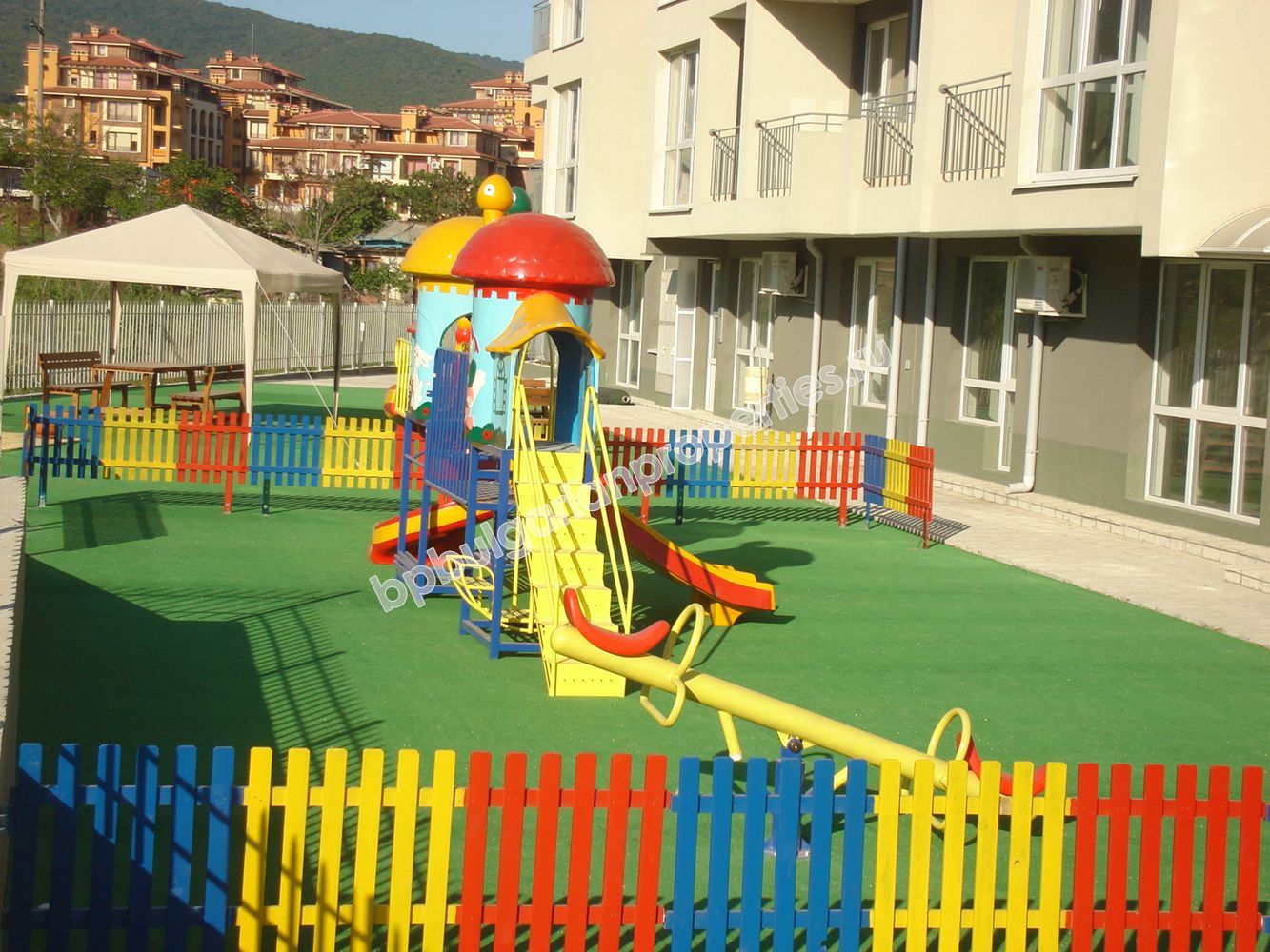 Продава луксозни апартаменти в Свети Влас Продава луксозни апартаменти в Свети Влас