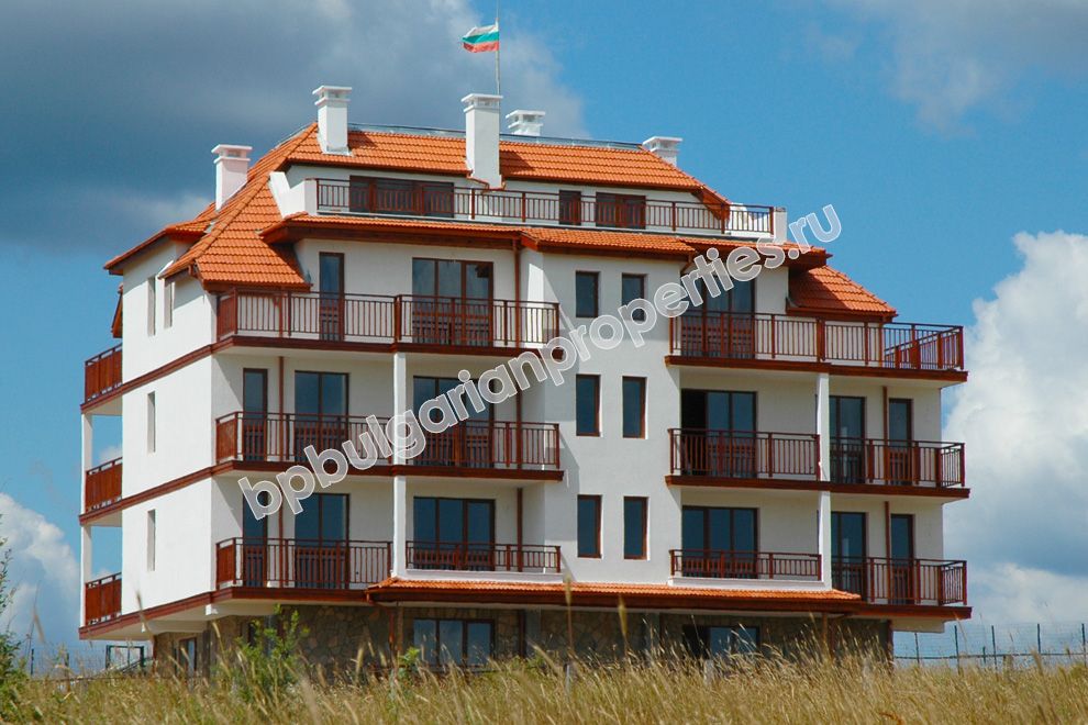 Луксозни апартаменти на брега на морето за продажба в курорта Лозенец Луксозни апартаменти на брега на морето за продажба в курорта Лозенец