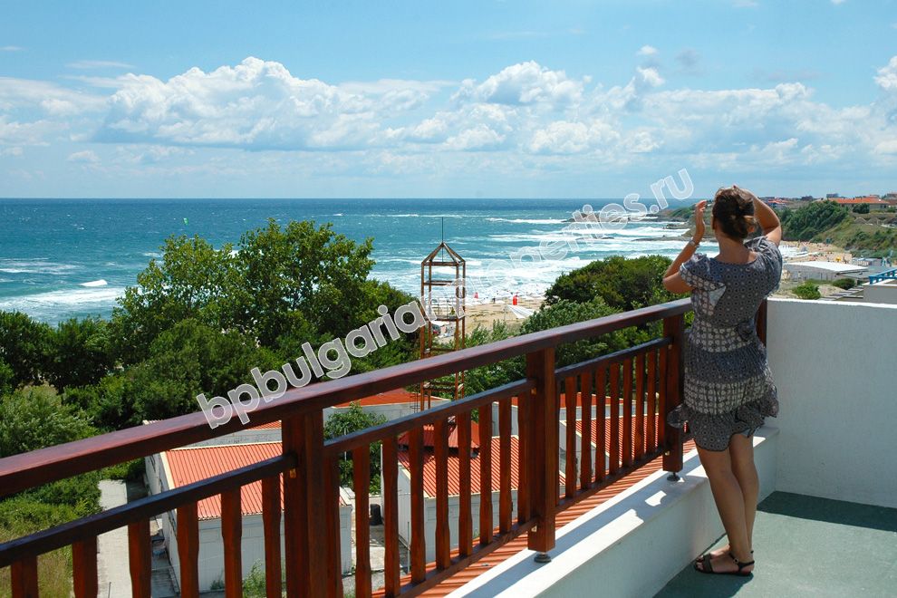 Луксозни апартаменти на брега на морето за продажба в курорта Лозенец Луксозни апартаменти на брега на морето за продажба в курорта Лозенец