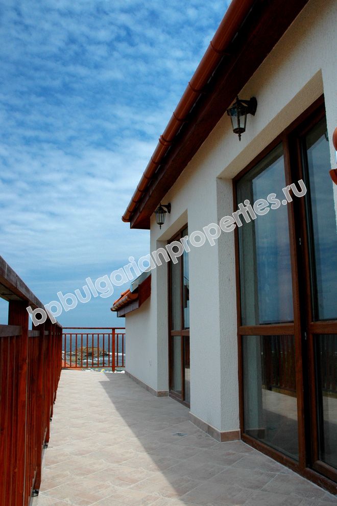 Луксозни апартаменти на брега на морето за продажба в курорта Лозенец Луксозни апартаменти на брега на морето за продажба в курорта Лозенец