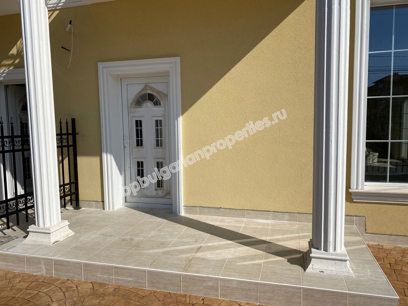 Луксозна къща за 2 семейства в Равда Луксозна къща за 2 семейства в Равда