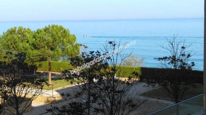 Изгоден апартаментс гледка море в луксозен комплекс на първа линия в Обзор Изгоден апартаментс гледка море в луксозен комплекс на първа линия в Обзор