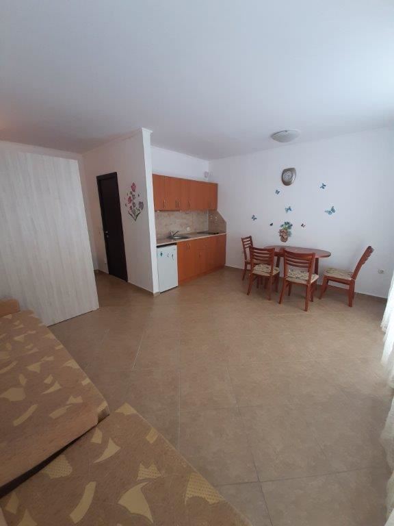 Евтино студио без такса поддръжка близо до морето в Равда Евтино студио без такса поддръжка близо до морето в Равда