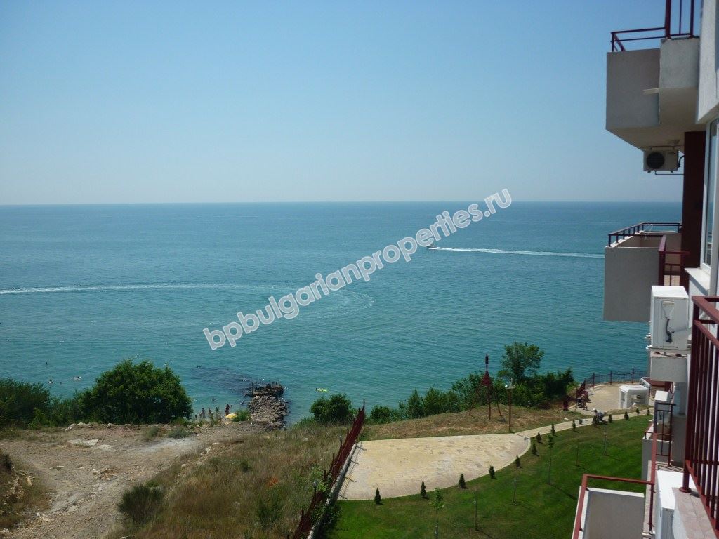 Голямо студио с панорамна гледка море на първа линия Голямо студио с панорамна гледка море на първа линия