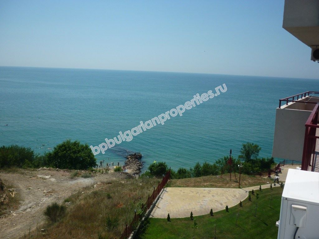 Голямо студио с панорамна гледка море на първа линия Голямо студио с панорамна гледка море на първа линия