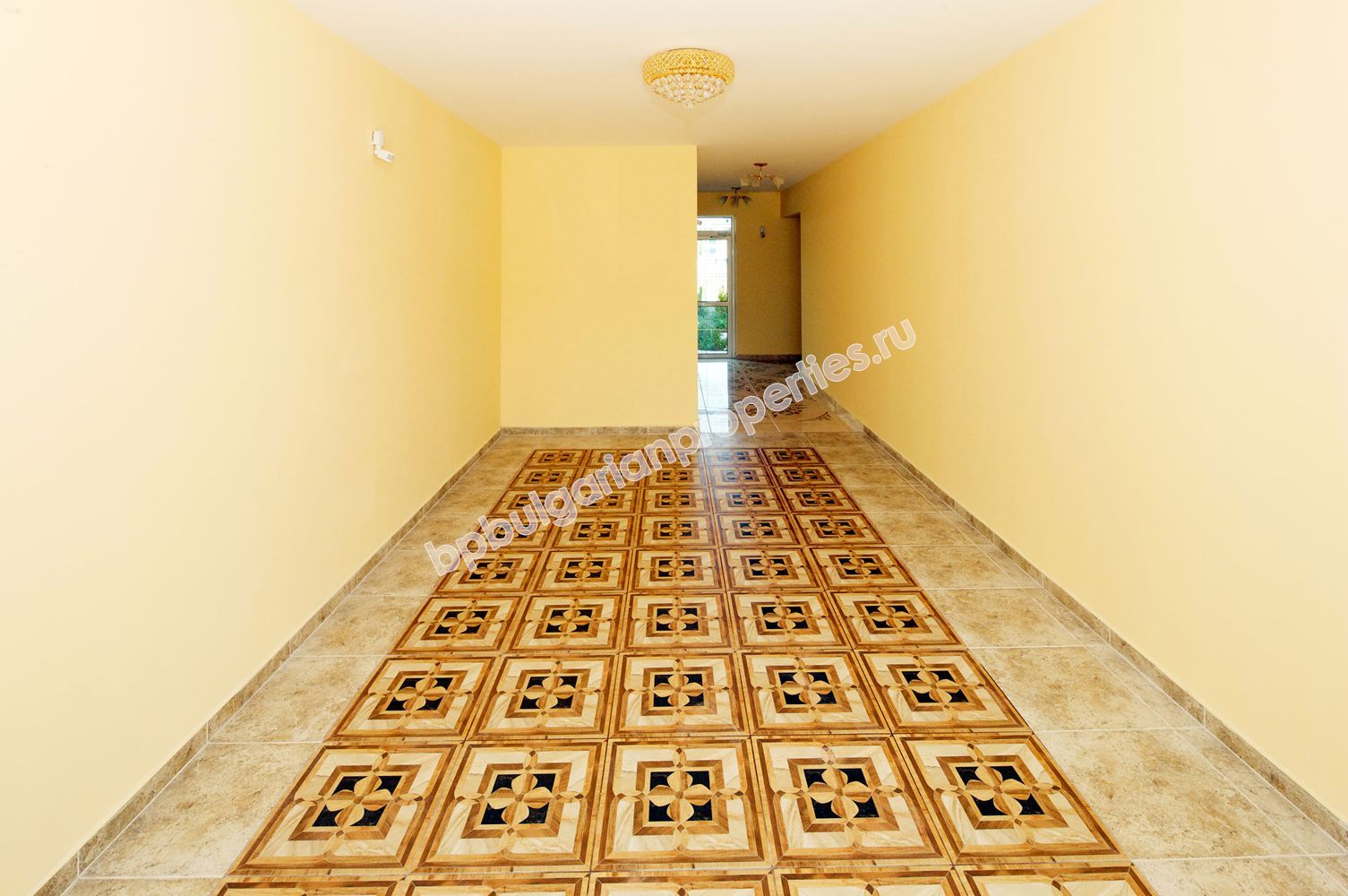 Апартаменти за продажба в нов комплекс близо до плажа в Слънчев Бряг Апартаменти за продажба в нов комплекс близо до плажа в Слънчев Бряг