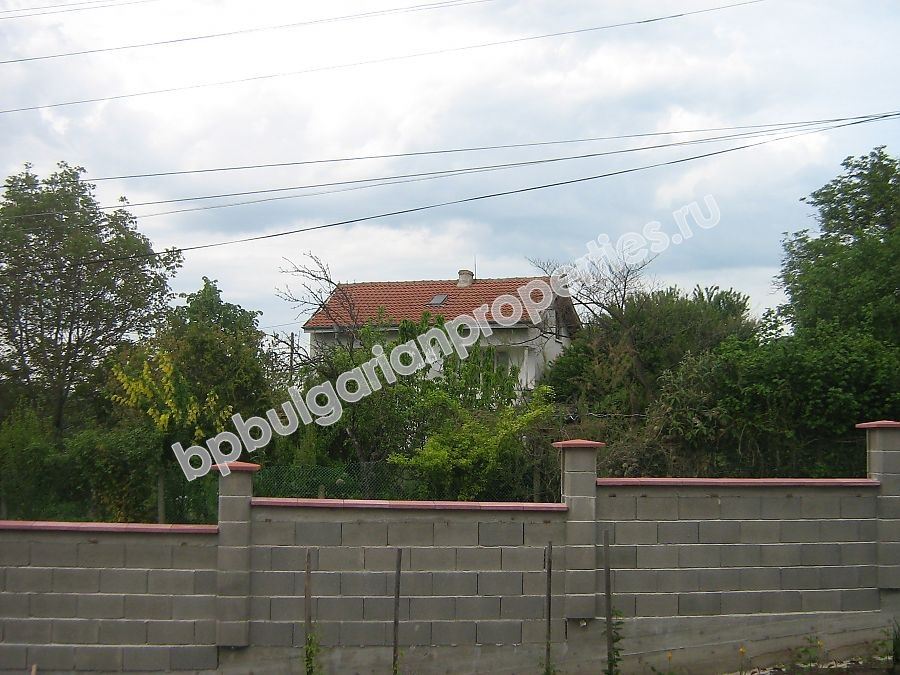 Триетажна къща в с. Съдиево Триетажна къща в с. Съдиево