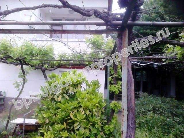 Триетажна къща в с. Съдиево Триетажна къща в с. Съдиево