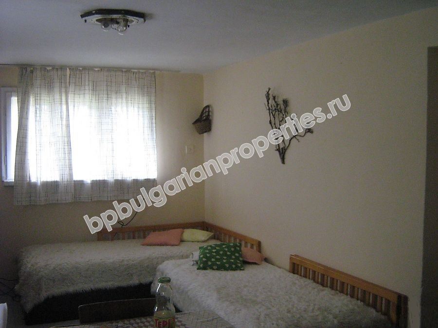 Триетажна къща в с. Съдиево Триетажна къща в с. Съдиево