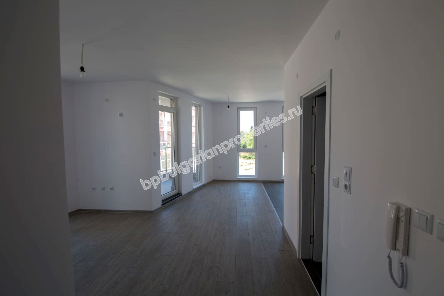 Луксозни апартаменти за продаване в нова жилищна сграда в град Созопол Луксозни апартаменти за продаване в нова жилищна сграда в град Созопол