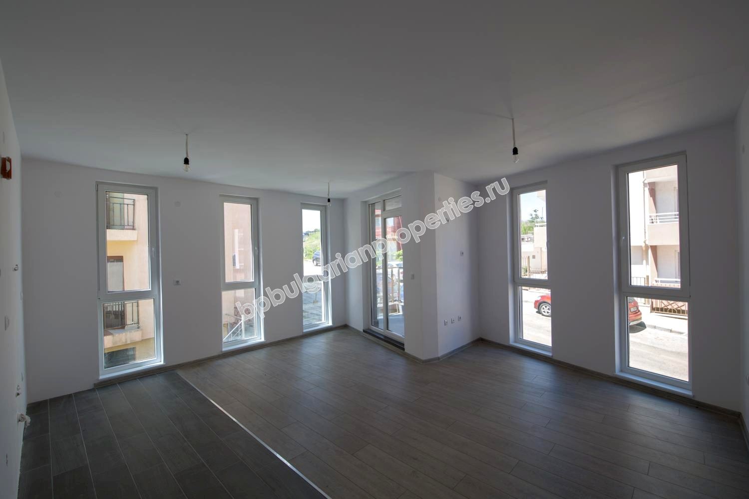 Луксозни апартаменти за продаване в нова жилищна сграда в град Созопол Луксозни апартаменти за продаване в нова жилищна сграда в град Созопол