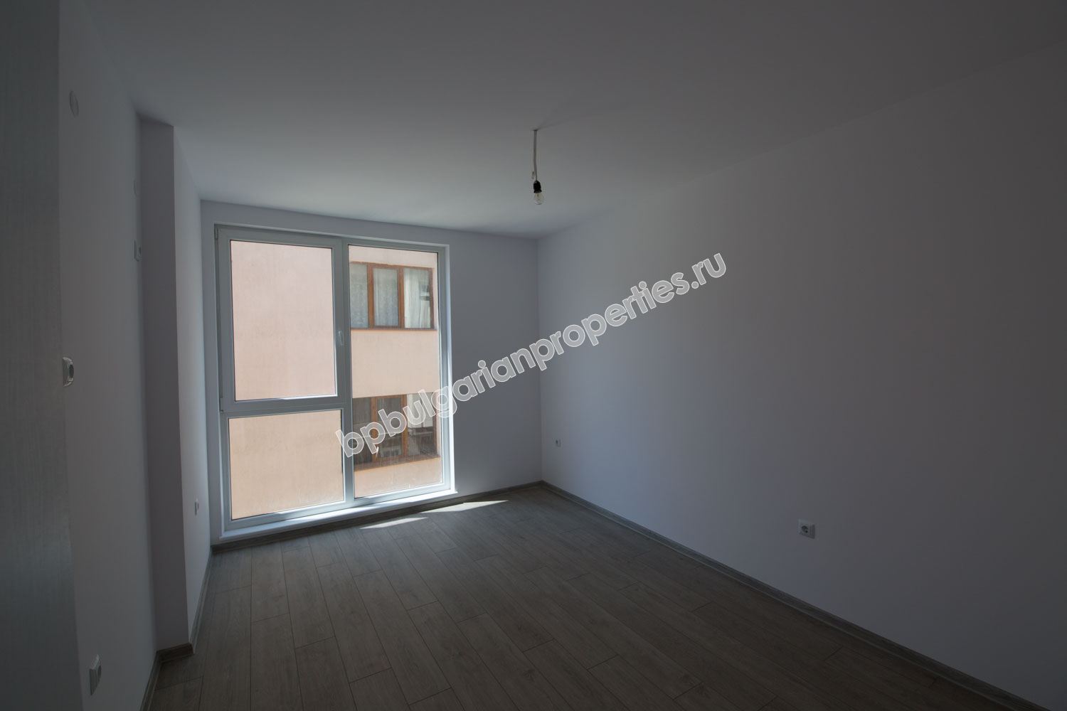 Луксозни апартаменти за продаване в нова жилищна сграда в град Созопол Луксозни апартаменти за продаване в нова жилищна сграда в град Созопол