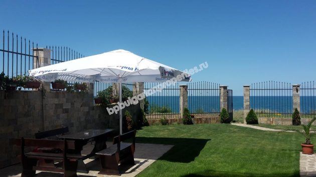 Мебелирани апартаменти за продажба на първа линия море в град Ахтопол Мебелирани апартаменти за продажба на първа линия море в град Ахтопол