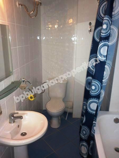 Мебелиран двустаен апартамент за продажба близо до плажа в курорта Слънчев Бряг