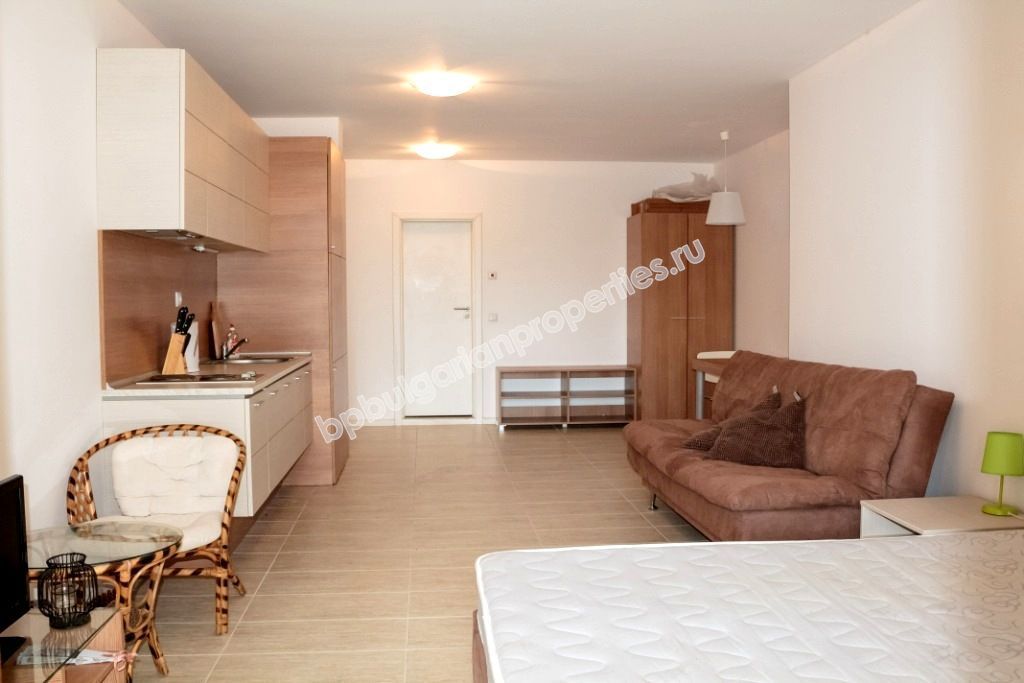 Луксозни апартаменти за продажба близо до плажа в нов комплекс край Созопол