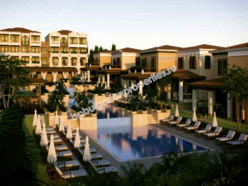 Луксозни таунхаузи за продажба на плажа край Созопол