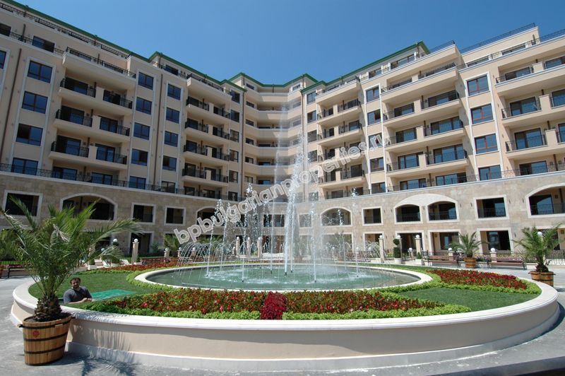 Луксозни апартаменти за продажба първа линия в Златни пясъци Луксозни апартаменти за продажба първа линия в Златни пясъци