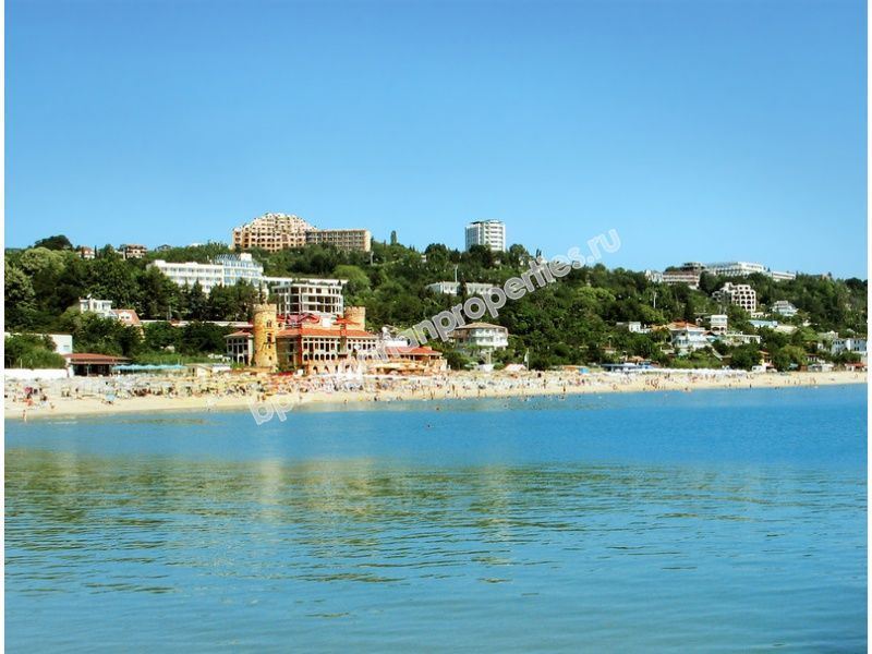 Луксозни апартаменти за продажба на плажа край Златни Пясъци