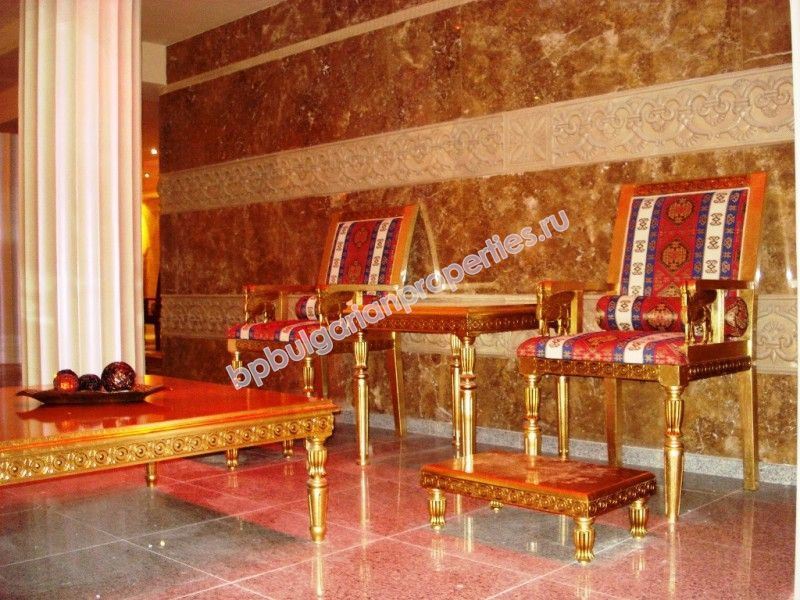 Луксозни апартаменти за продажба на плажа край Златни Пясъци