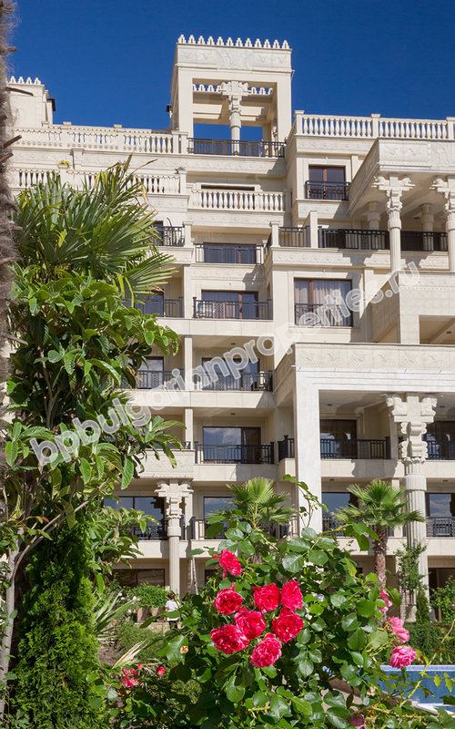 Луксозни апартаменти за продажба на плажа край Златни Пясъци