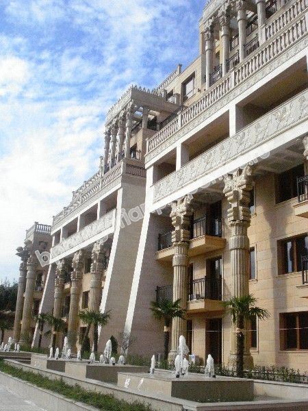 Луксозни апартаменти за продажба на плажа край Златни Пясъци