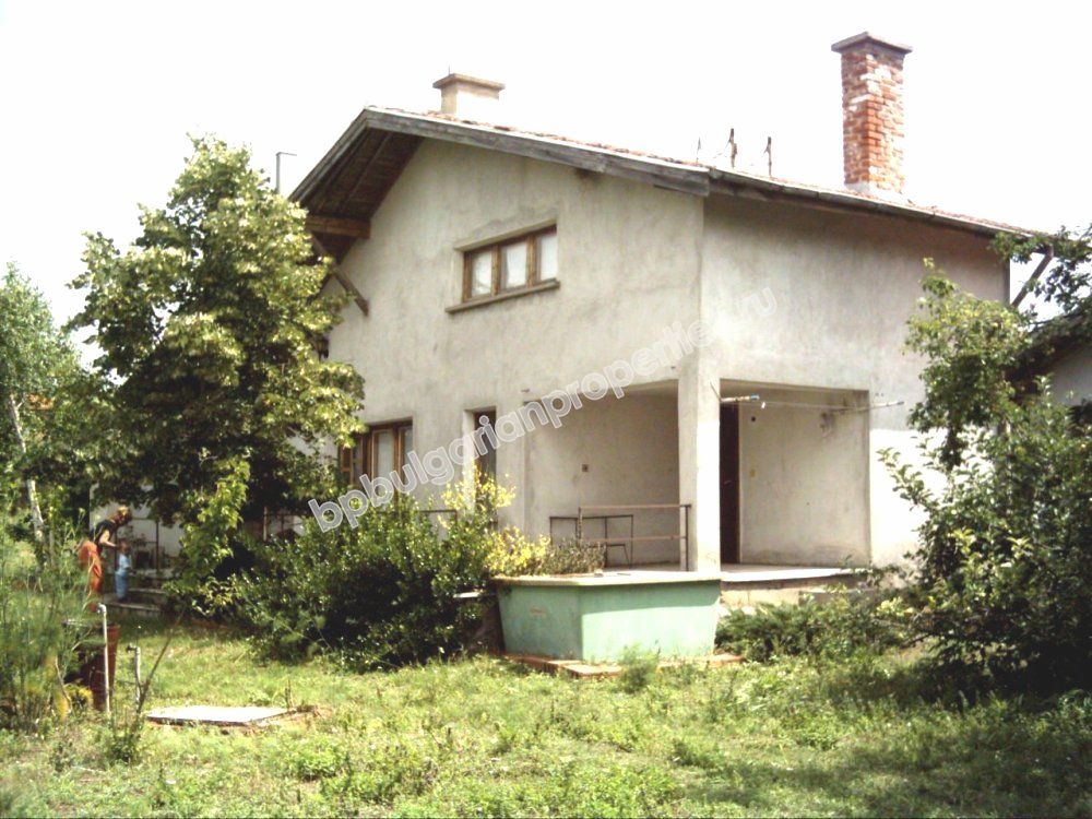 Нова двуетажна къща за продажба в село в полите на Странджа планина