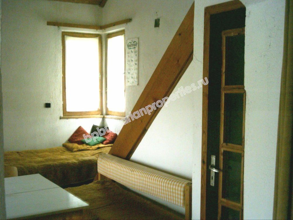 Нова двуетажна къща за продажба в село в полите на Странджа планина